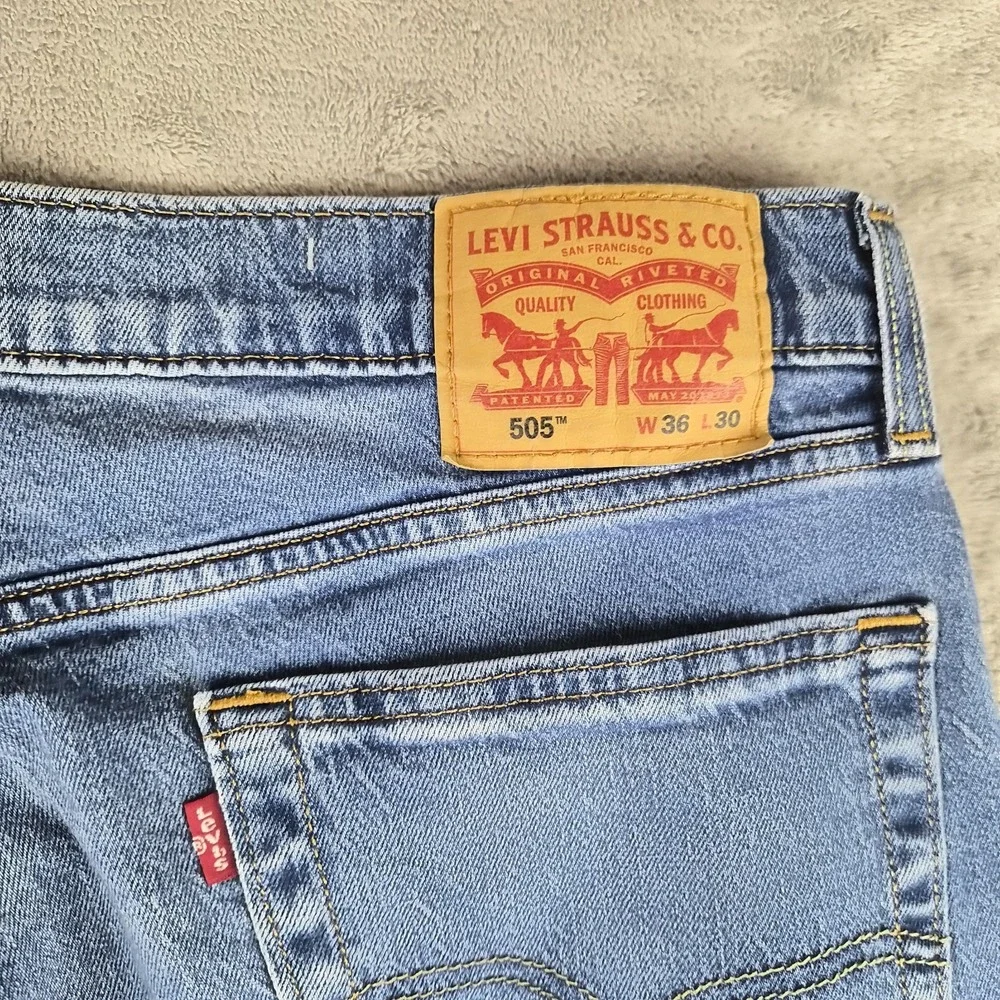 Levis 505 Regular Fit Jeans Mens 36x30 Blue Denim Stretch Straight Leg Pants